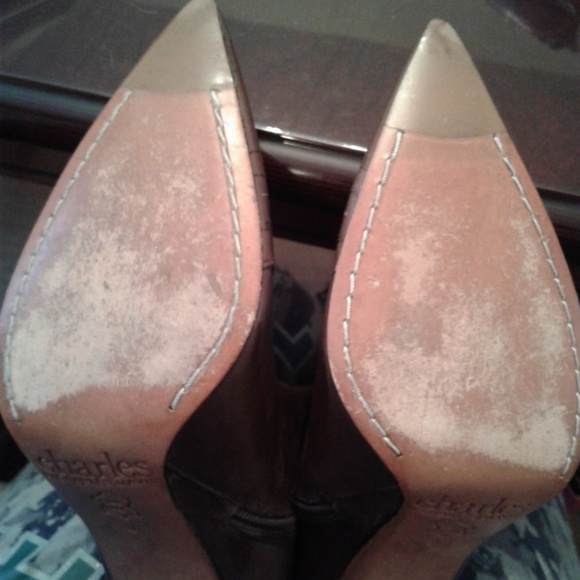 ❌ Donated ❌ 👢Vintage👢 Charles by Charles David Heeled Boots - Picture 5 of 8