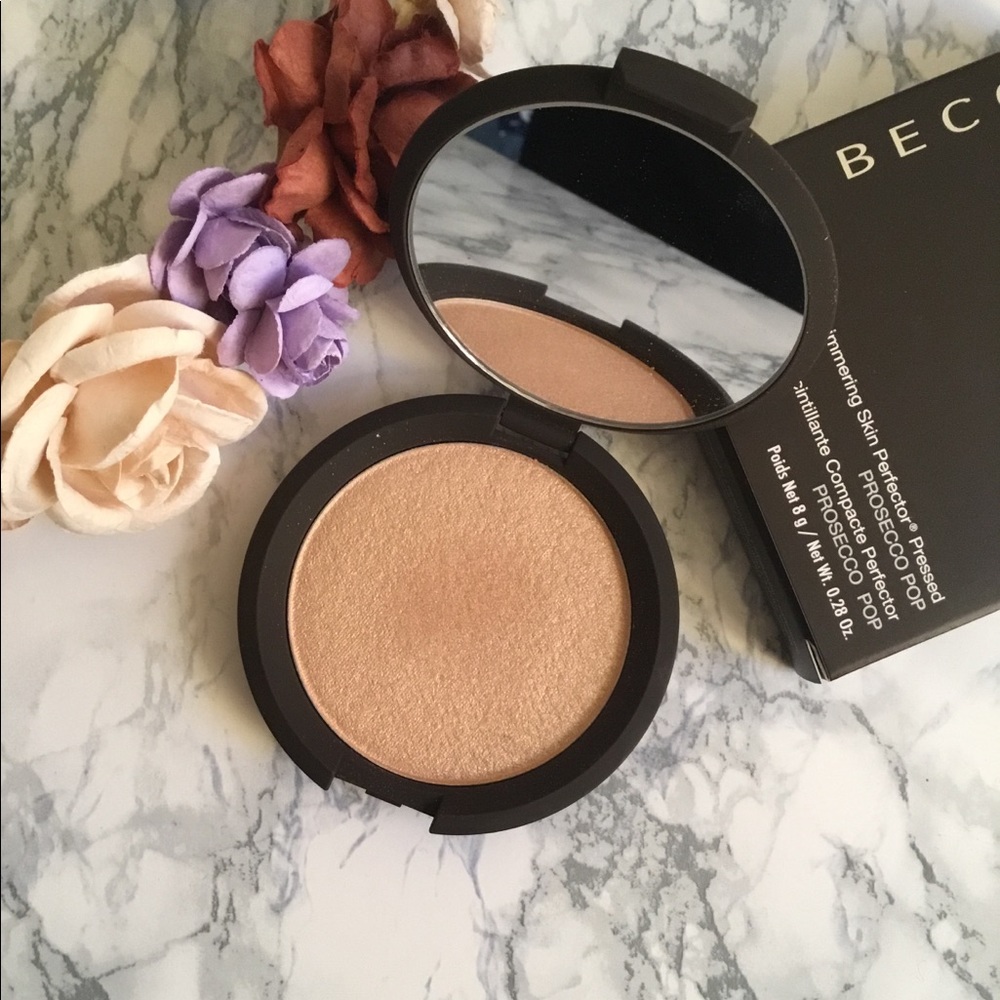 Becca Prosecco Pop Pressed Highlighter ✨