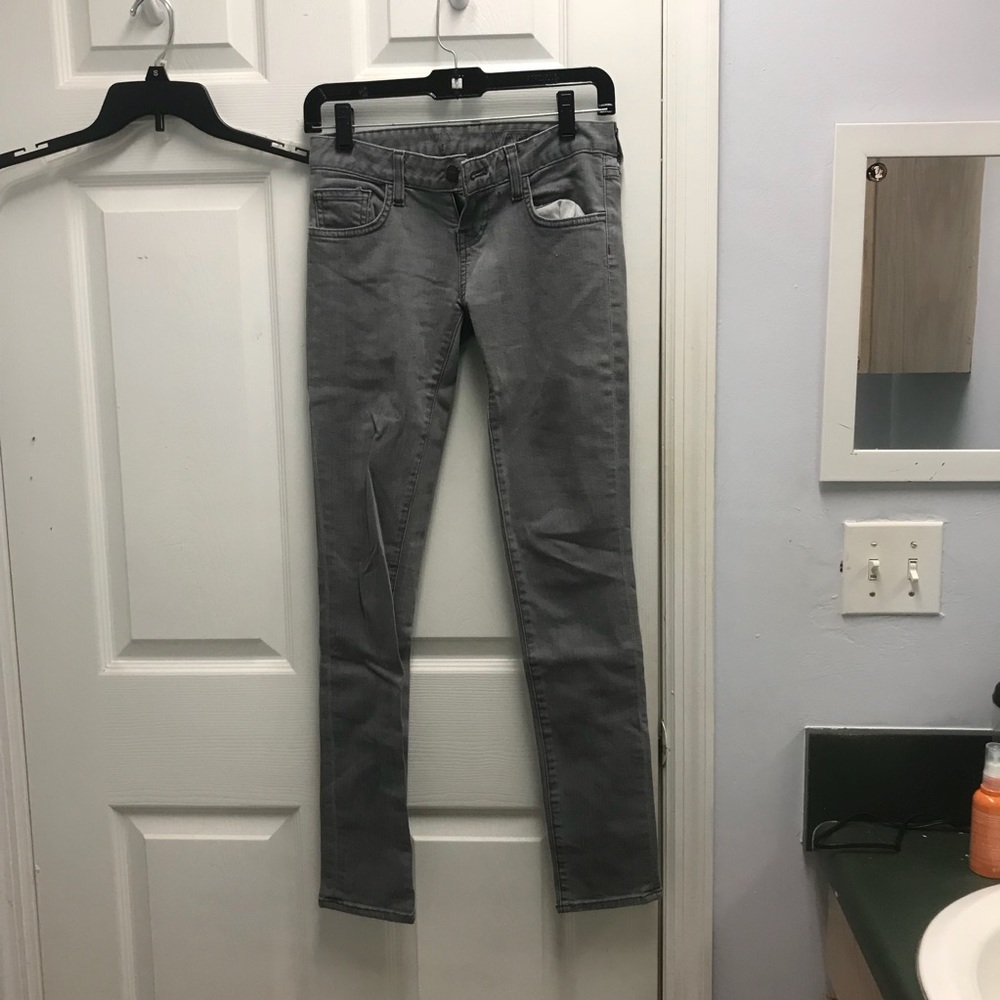 Grey Vans skinny jeans