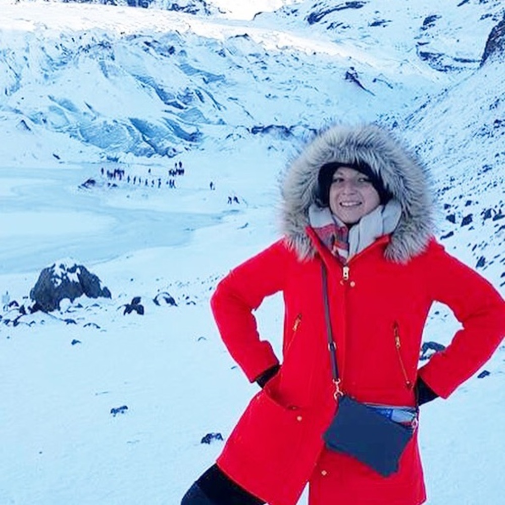 Meet your Posher, Angelica