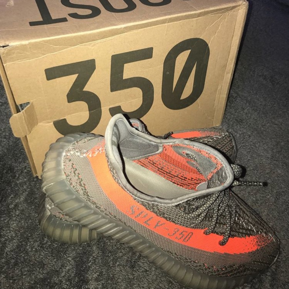 Yezzy 350 v2 beluga