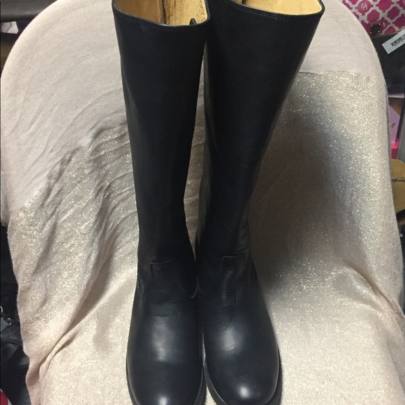 Frye | Shoes | Frye Melissa Button Back Zip Black Boots 347544 | Poshmark