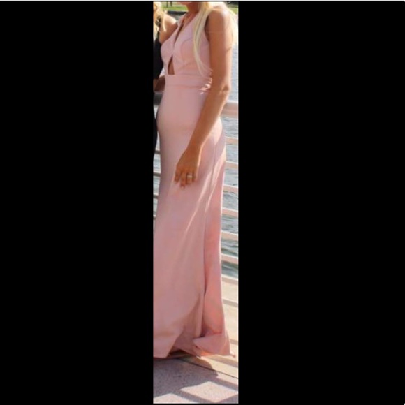 Pink cutout formal dress - Picture 2 of 5