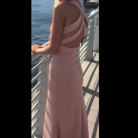 Pink cutout formal dress - Picture 4 of 5