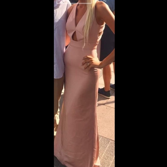 Pink cutout formal dress - Picture 5 of 5