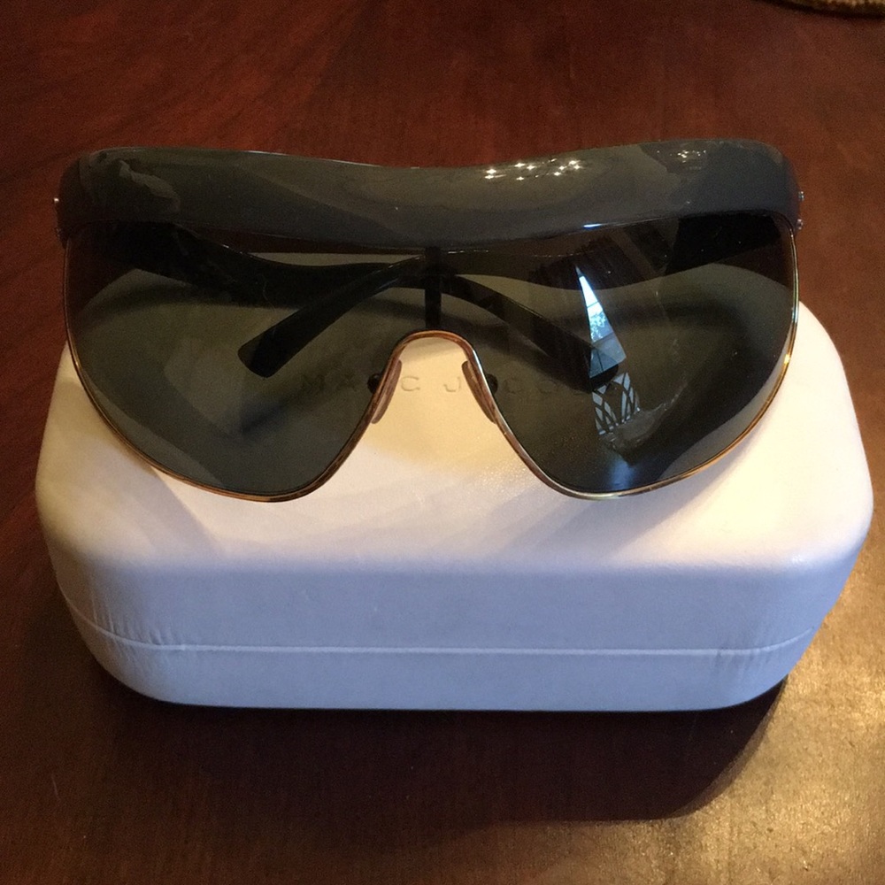 Marc Jacobs Sunglasses (Never worn)