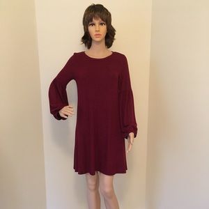 Women’s puffy sleeve casual dress