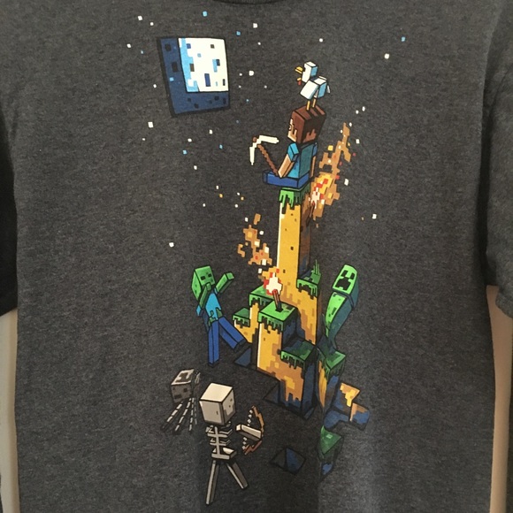 Long sleeve minecraft shirt - Picture 2 of 3