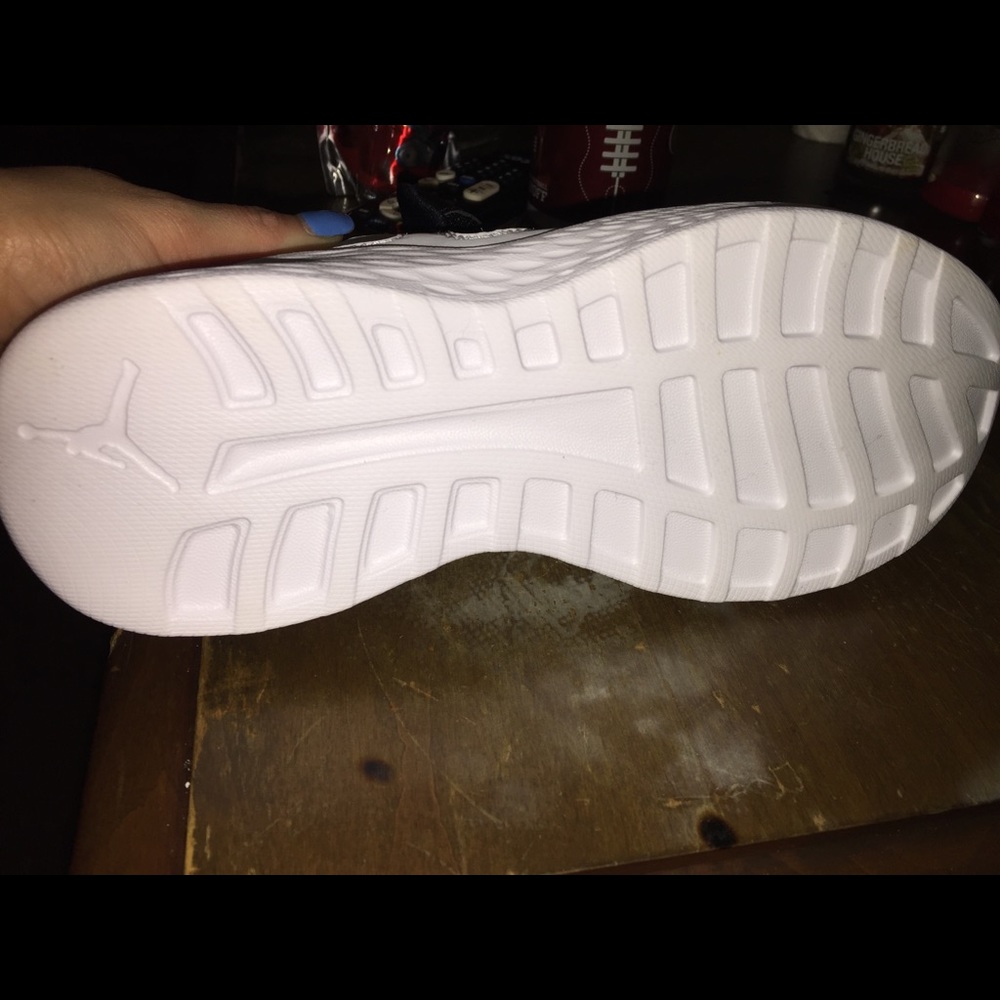 Shoes - Picture 3 of 5