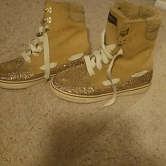 Gorgeous Sperry Tan and Gold Glitter Boots - Picture 2 of 4