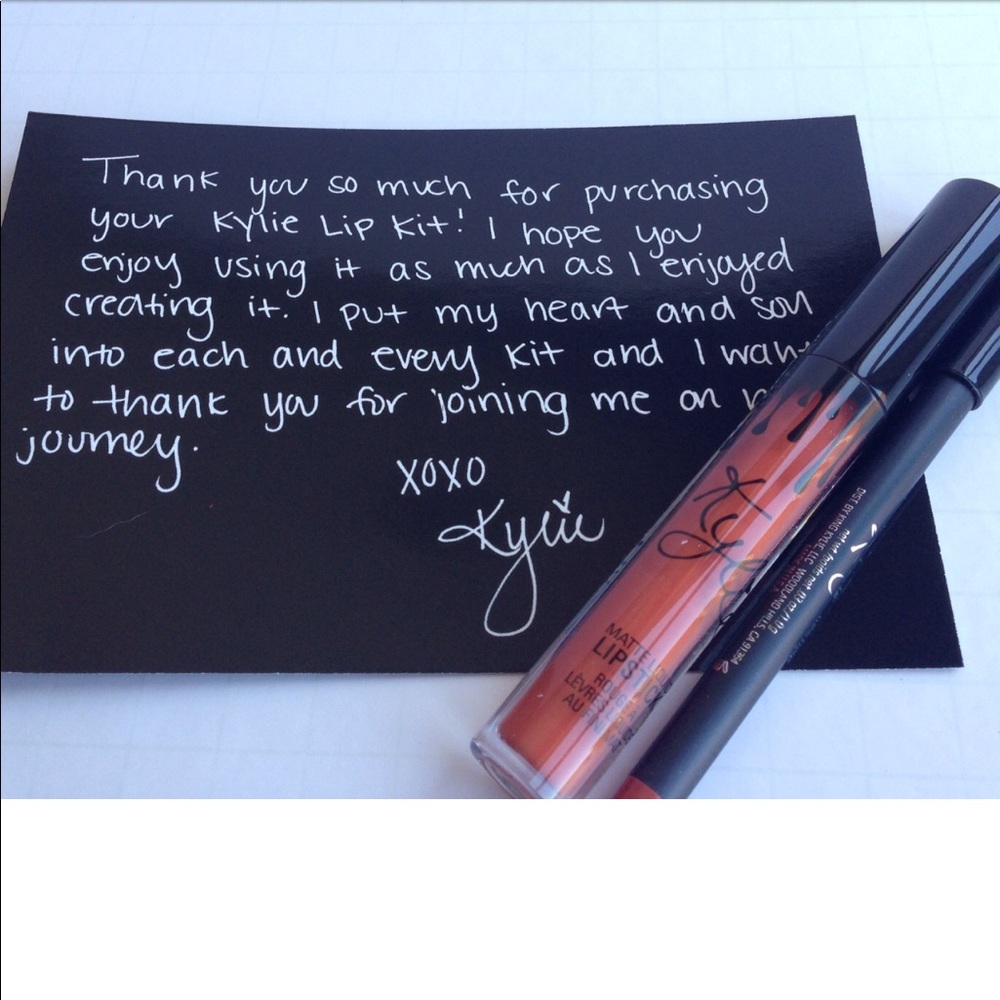 * SAME DAY SHIPPING* ARRIVES BEFORE NYE**