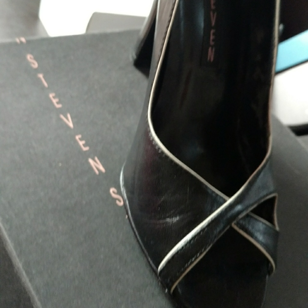 Steve madden leather heels