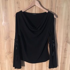 De Age top - 3 for $15