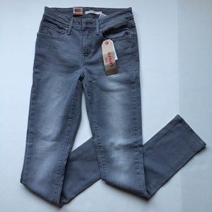 Levi’s mid Rise Skinny Jeans