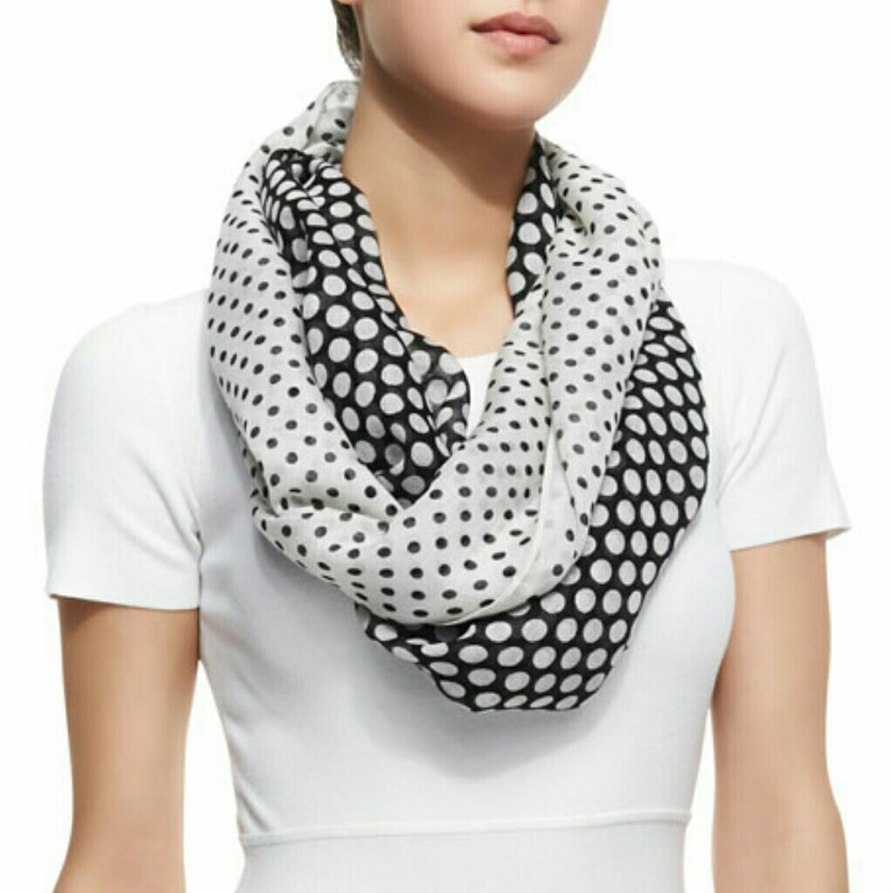 Michael Kors Polka Dot ⚫️⚪️ Infinity Scarf