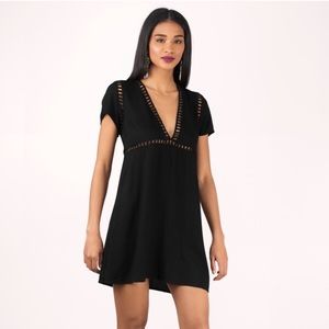 NWOT Tobi Your Heart Black Shift Dress