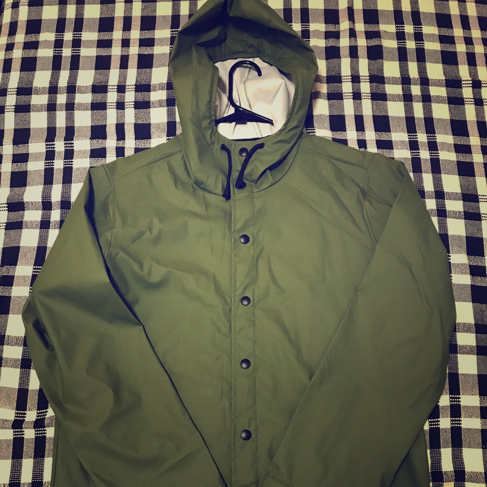 ASOS rain coat men’s size M like new