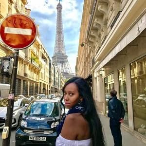 Meet your Posher, Hawa