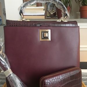 100% Vegan Leather Handbag w/Wallet!