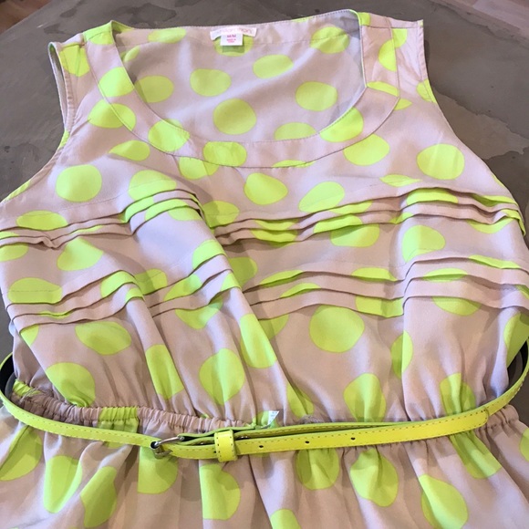 Polka dot dress with belt - Picture 2 of 4