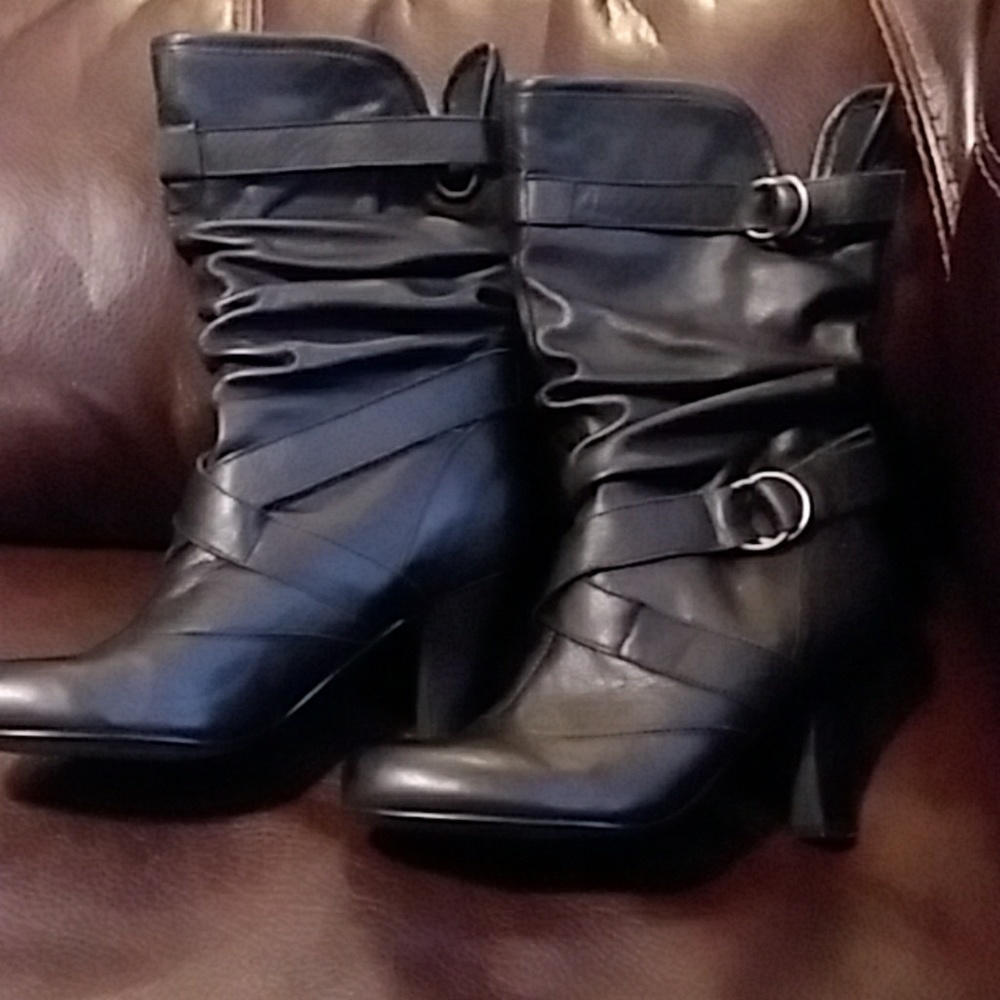Steve Madden Black leather Boots