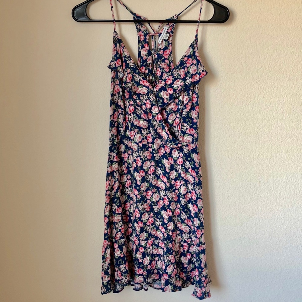 🔥AE RUFFLE DRESS