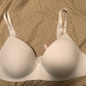 Wireless White Victoria’s Secret Bra