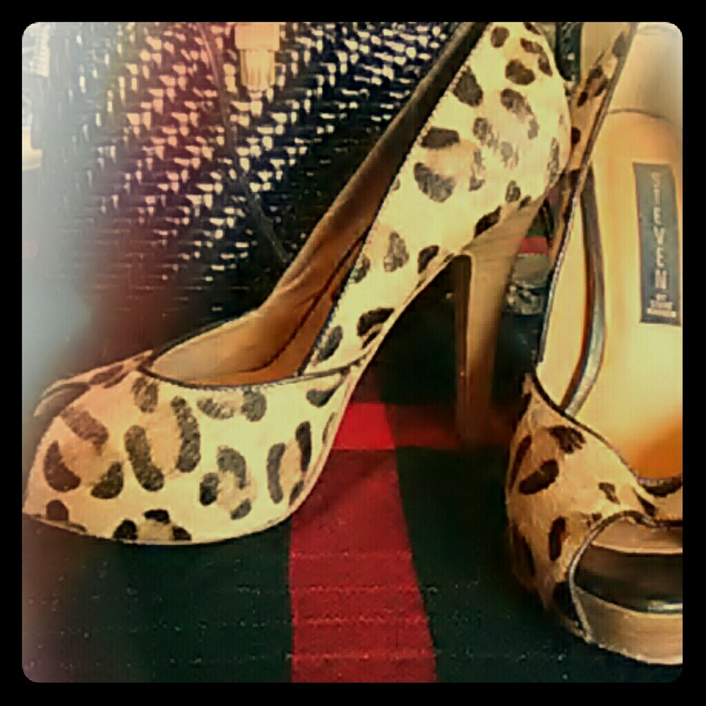 Steve Madden leopard print stilettos