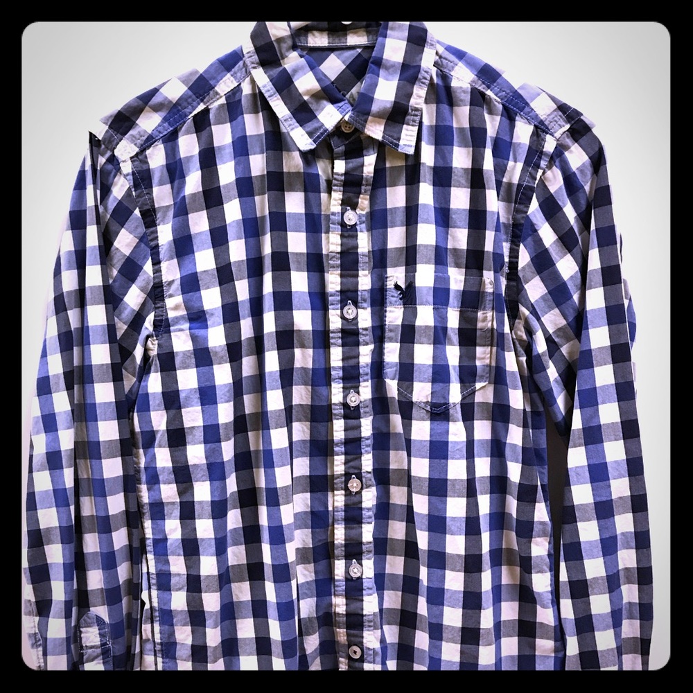 American Eagle Button Down Shirt (XS) Athletic Fit