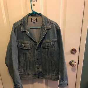 Lee denim jacket. Size Medium