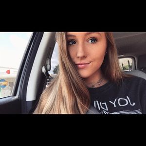 Meet your Posher, Bailey