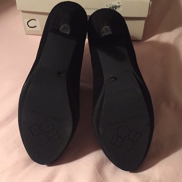 BCBGeneration BG-Model Ankle Booties - Picture 5 of 6