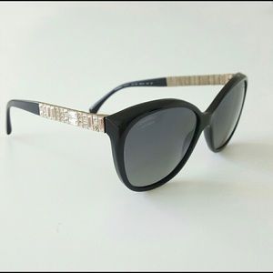 Authentic Chanel cristal bijou polarized butterfly