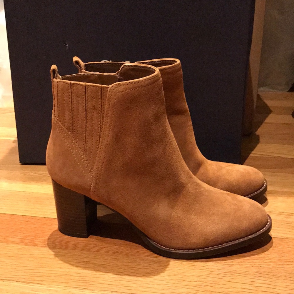 Brand New Genuine Suede Tan Heeled Gap Booties
