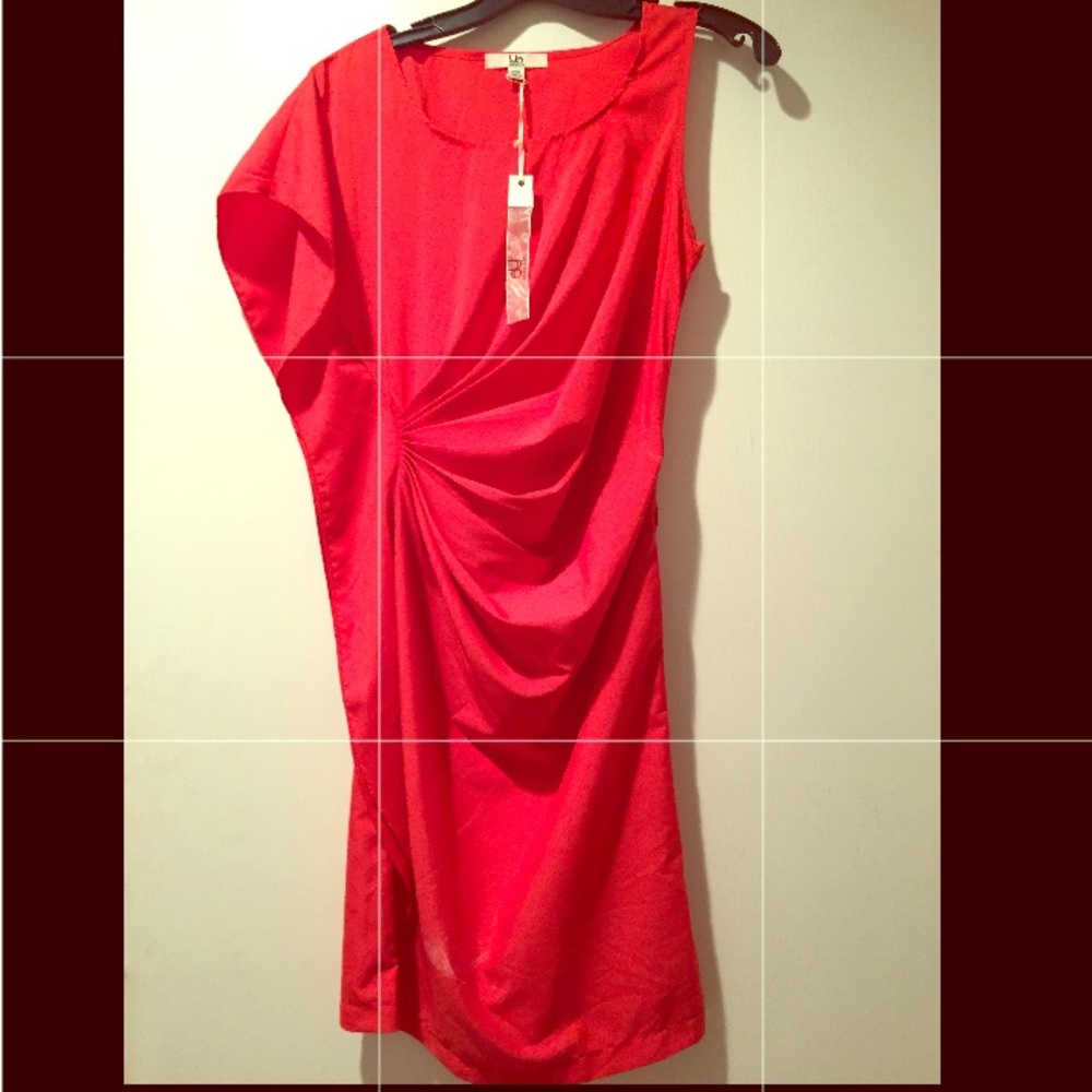 Gorgeous red LA Dress NWT Size XS
