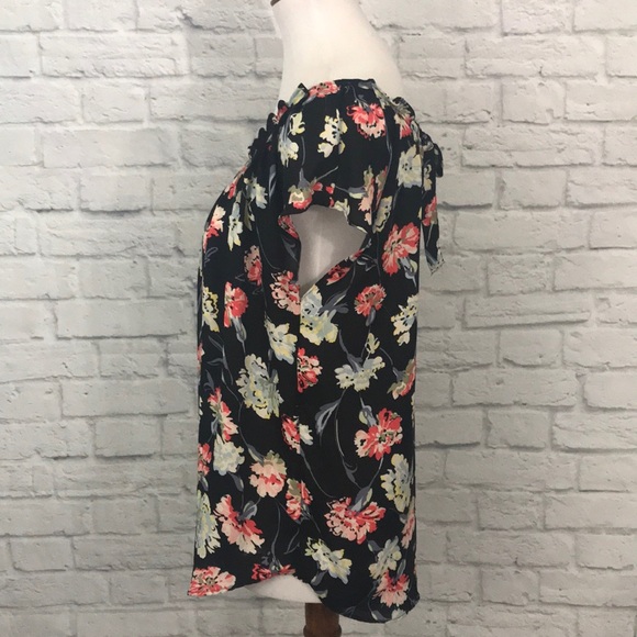 LC Lauren Conrad Sheer Floral Keyhole Back Blouse - Picture 2 of 7