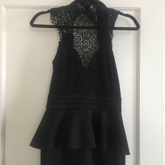 Black dress - Picture 2 of 8