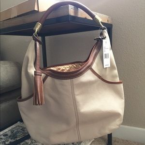 ⭐️QVC Find!⭐️Tignanello Genuine Leather Hobo