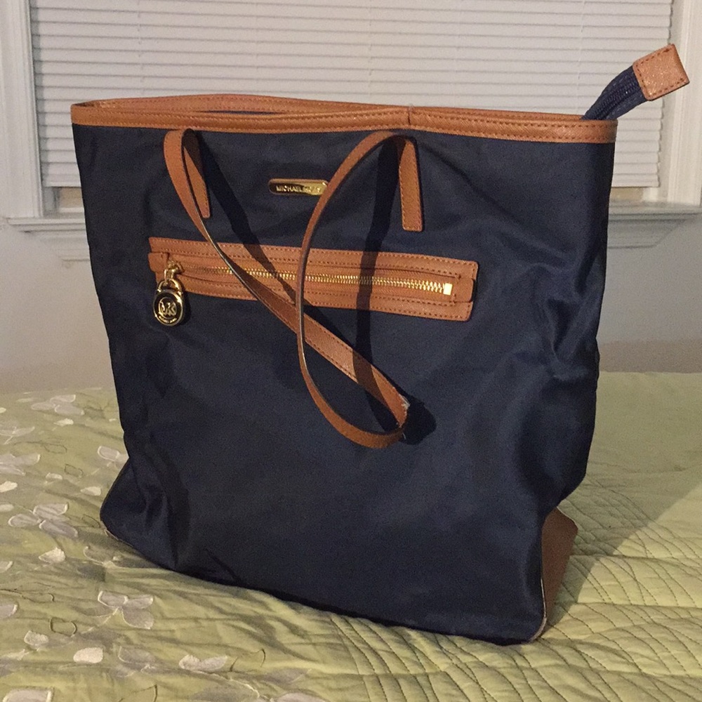 Michael Kors Tote