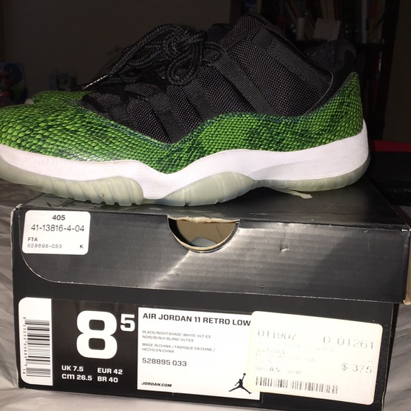Air Jordan Retro Low-2011 - Picture 1 of 4