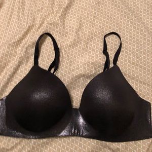 Wireless shiny black Victoria’s Secret bra