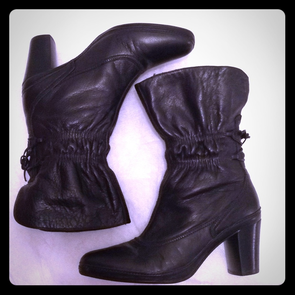 Clark's Artisan Collection leather boot