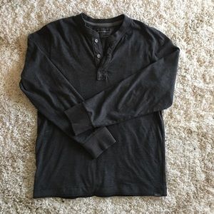 Men's Eddie Bauer Henley!
