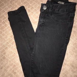 Black jeggings