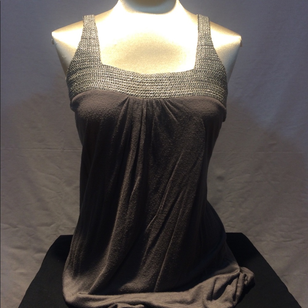 { Kenzie } Size Large Gray/Silver tank
