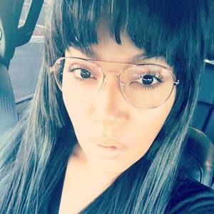 Meet your Posher, Eden