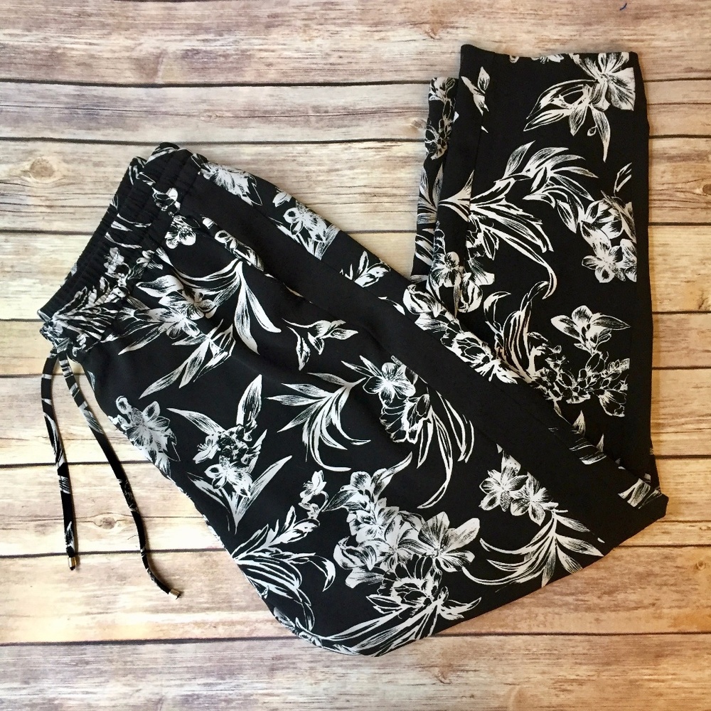 White House Black Marketing Palm Print Joggers
