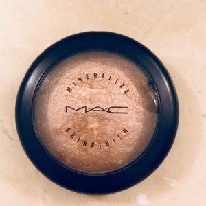 Mac Mineralize Skinfinish Soft & Gentle