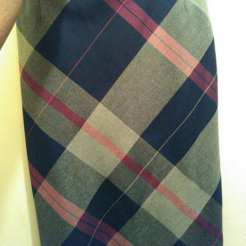 *Sale*  Plaid skirt about knee length