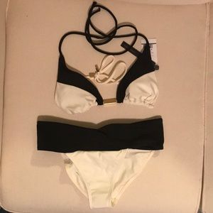 Vix Betsey Triangle Bikini